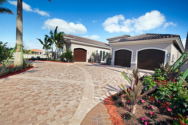Best Professional Driveway Pavers  in Goodman, MO